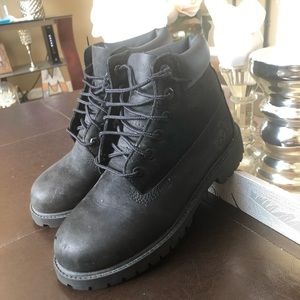 Timberland boys leather boots 🥾